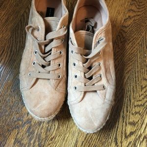 Steve Madden beige espadrille sneakers